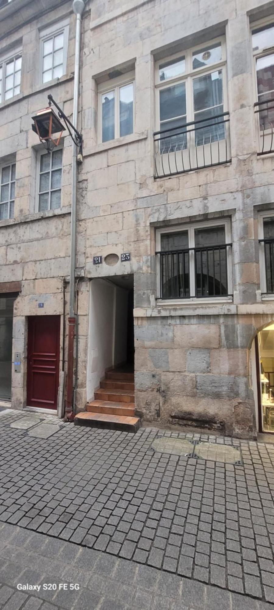 Studio Petit Battant Wifi Supercentre Tres Calme Besancon Exterior photo